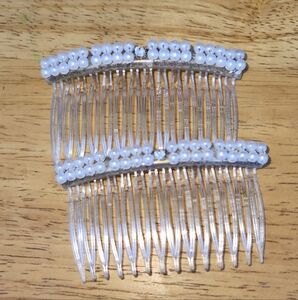 Set of PEARL HAIR COMBS w/Faux Crystal Centers. Unused Condition, Pretty!